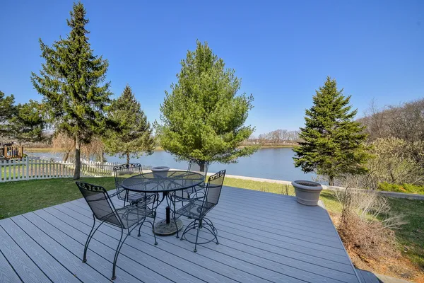 $512,000 | 445 Kelly Avenue, Yorkville, IL 60560