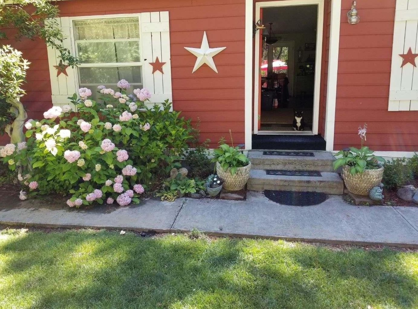 644 Hidden Valley Road Grants Pass, OR 97527 - Photo 2 of 19 Additional Photo