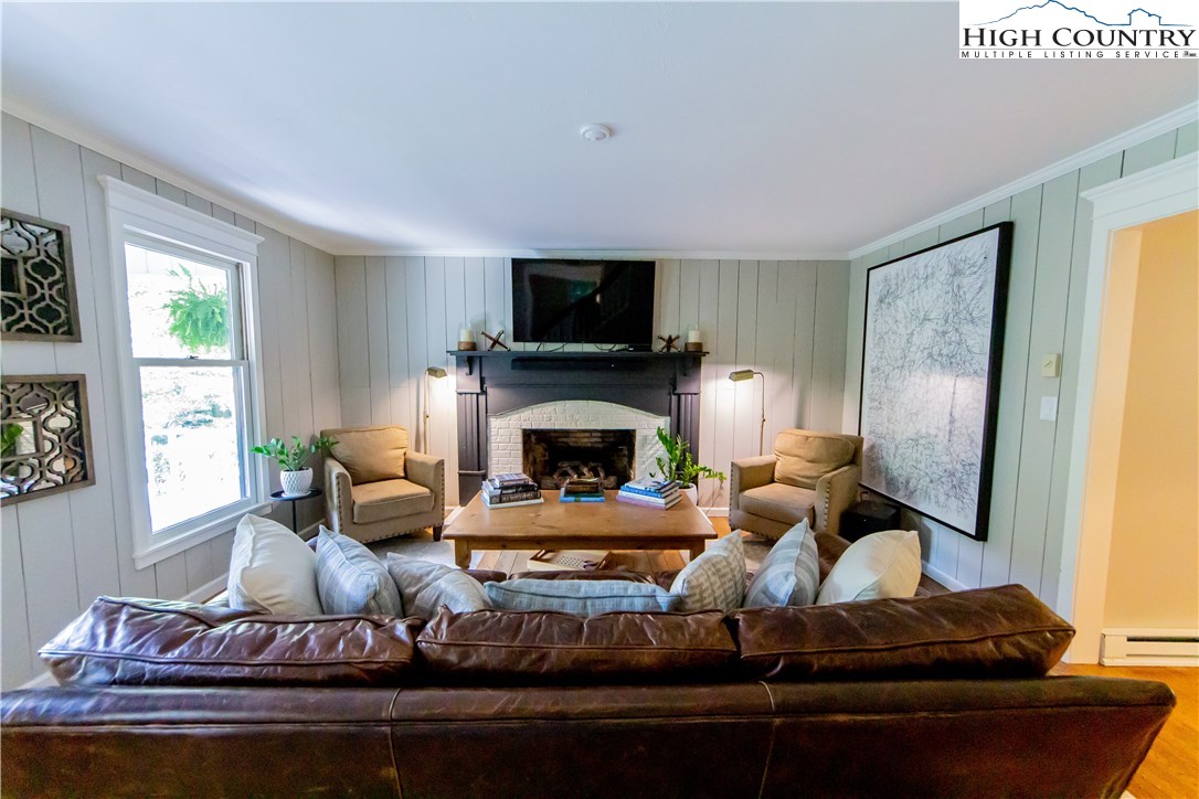 477 Schaffer Road Boone, NC 28607 - Photo 5 of 39 Gallery Image 5
