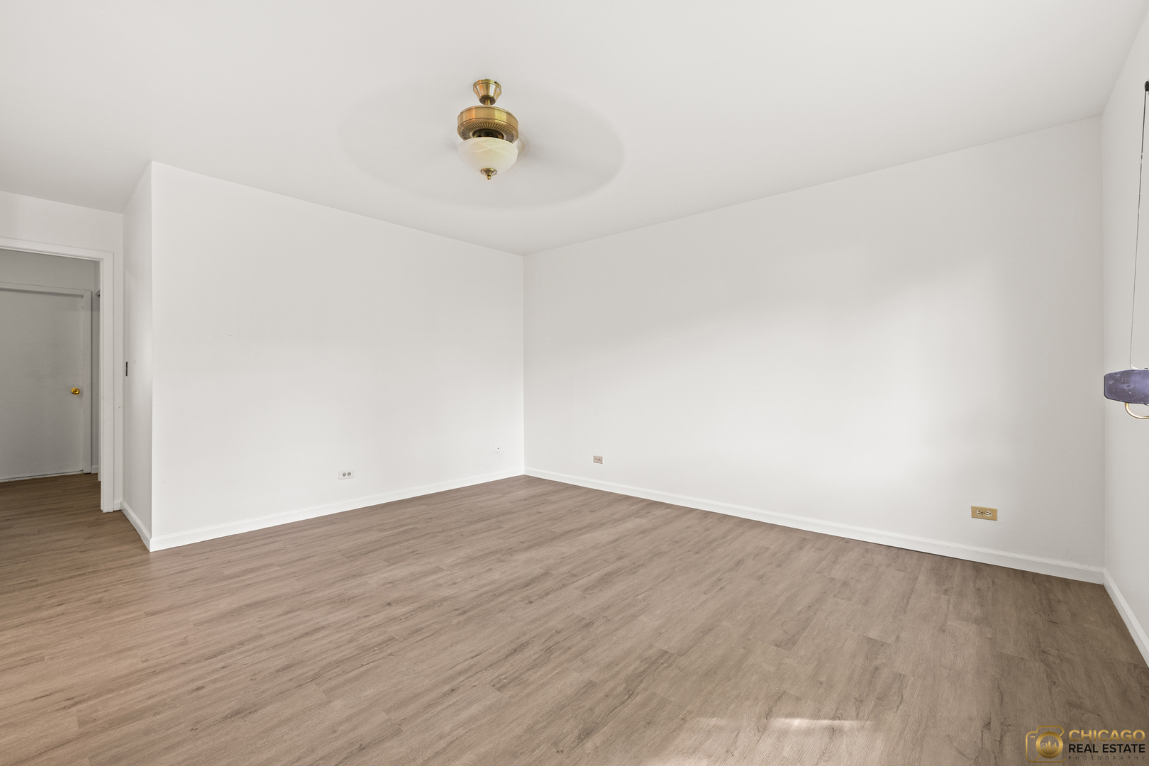 142 Cloverleaf Road Matteson, IL 60443 - Photo 13 of 22 a view of an empty room