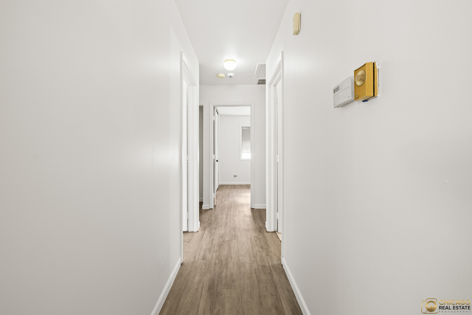 142 Cloverleaf Road Matteson, IL 60443 - Photo 16 of 22 a view of a bathroom from a hallway