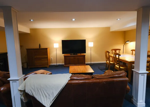 $825,000 | 113 Ellison Loop, Ludlow, VT 05149