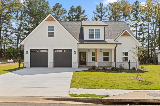 $455,000 | 123 West Riley Street, Chatsworth, GA 30705
