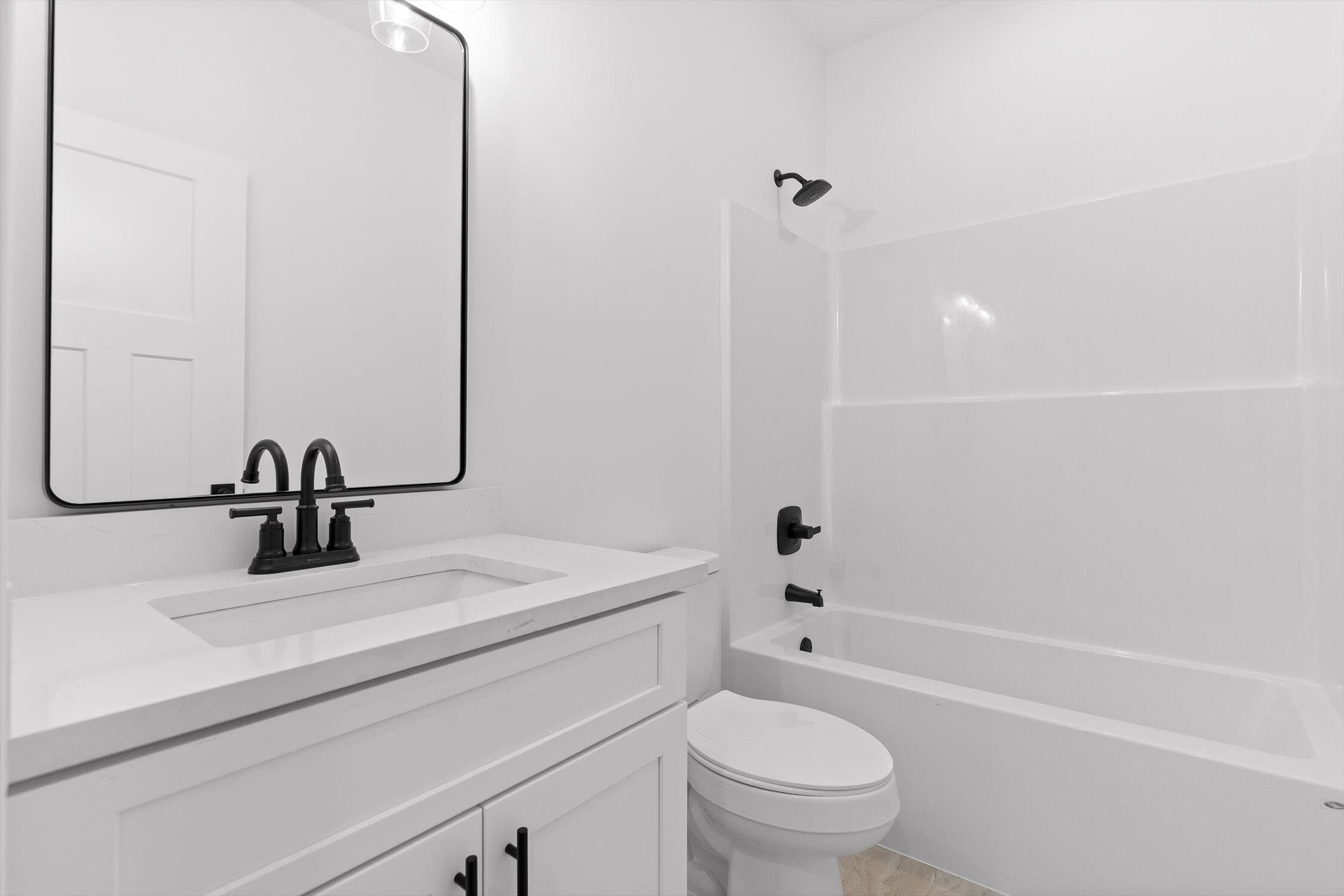 123 West Riley Street Chatsworth, GA 30705 - Photo 30 of 35 18-Riley-16