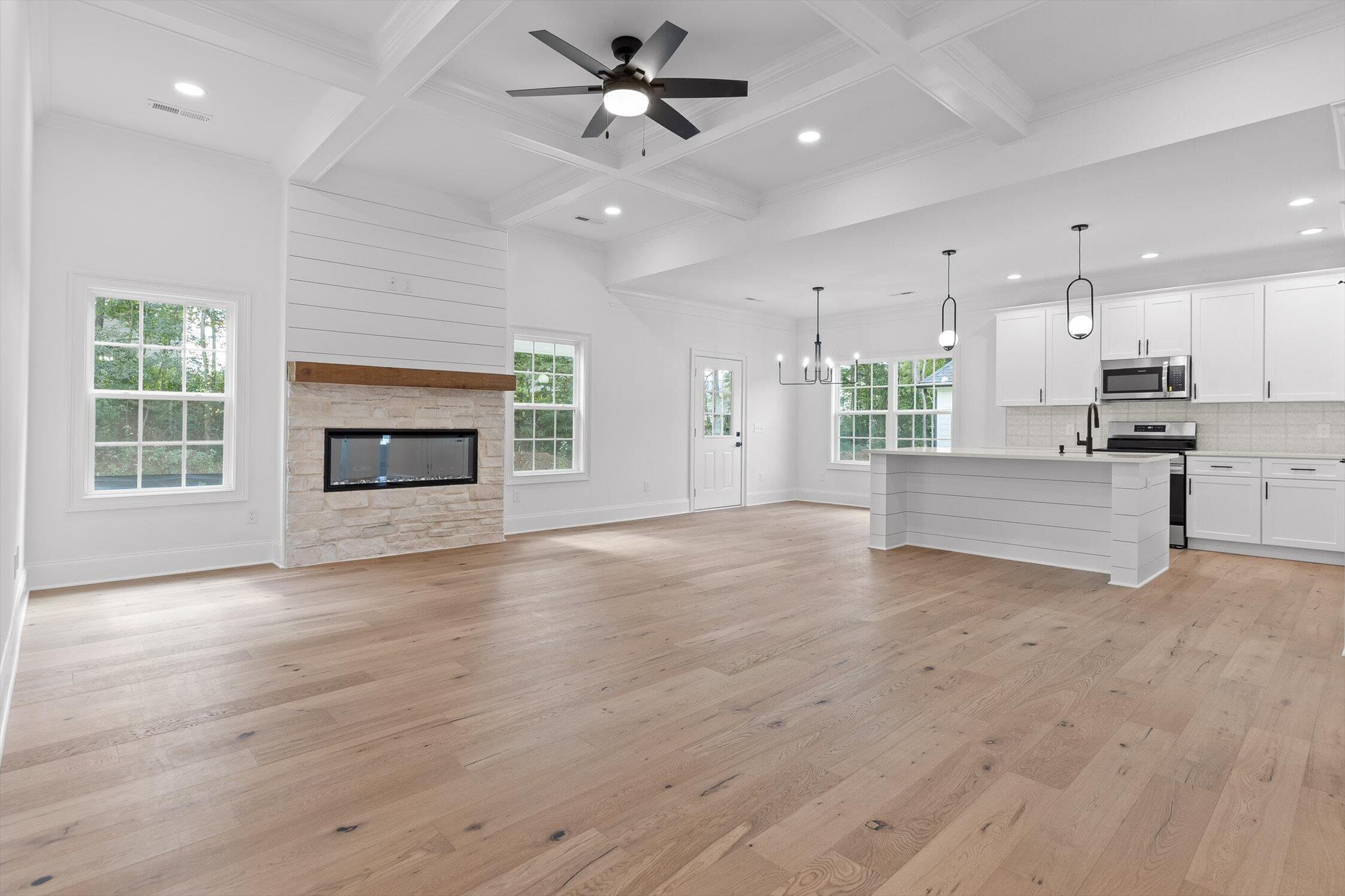 123 West Riley Street Chatsworth, GA 30705 - Photo 6 of 35 04-Riley-2