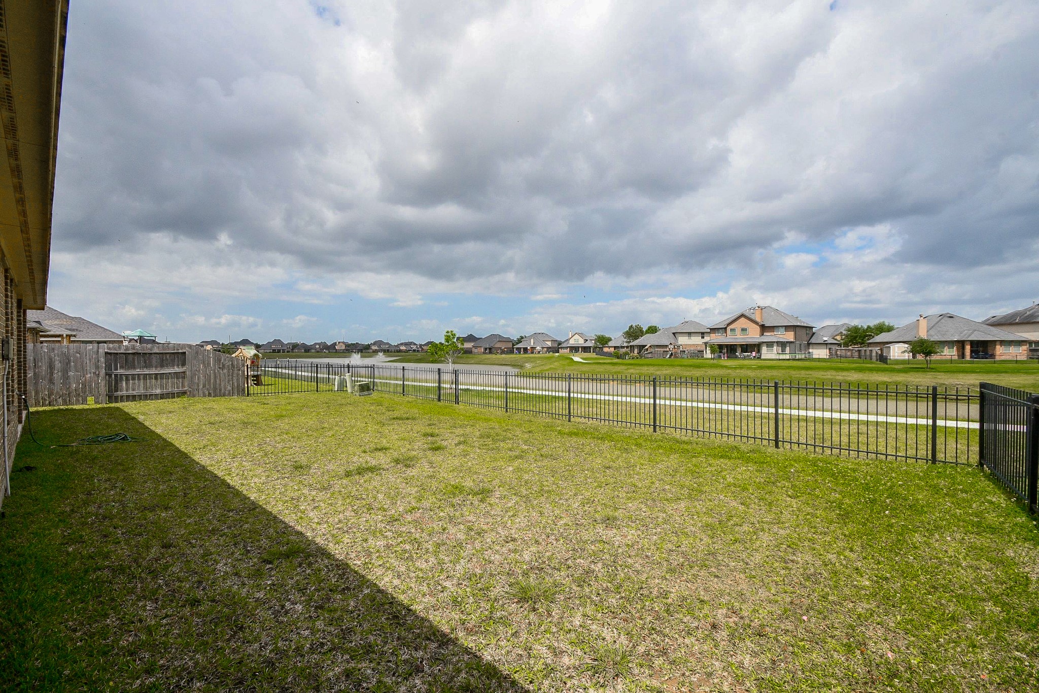 9503 Wheatfield Lane Rosenberg, TX 77469 - Photo 30 of 32