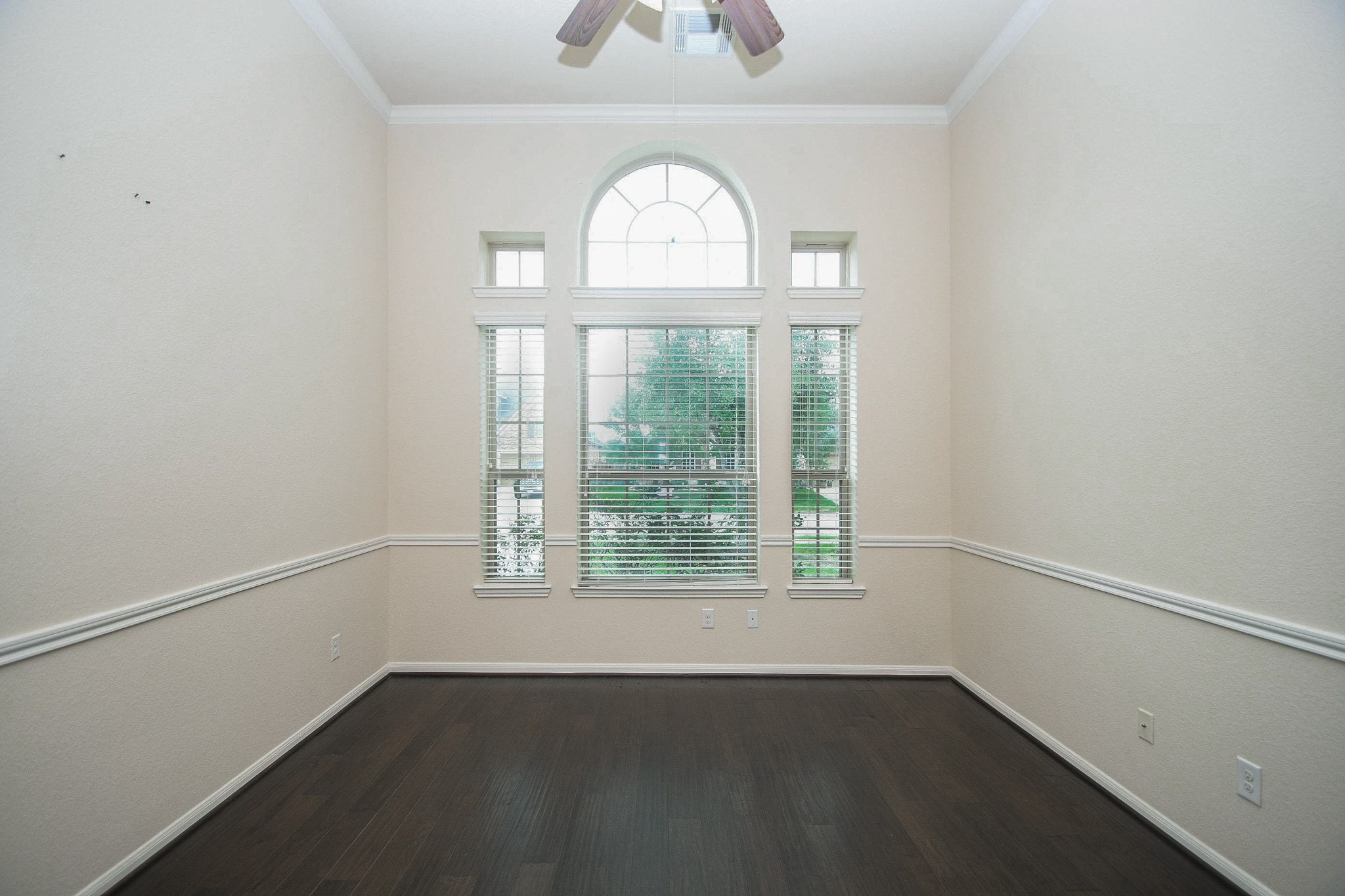 9503 Wheatfield Lane Rosenberg, TX 77469 - Photo 4 of 32