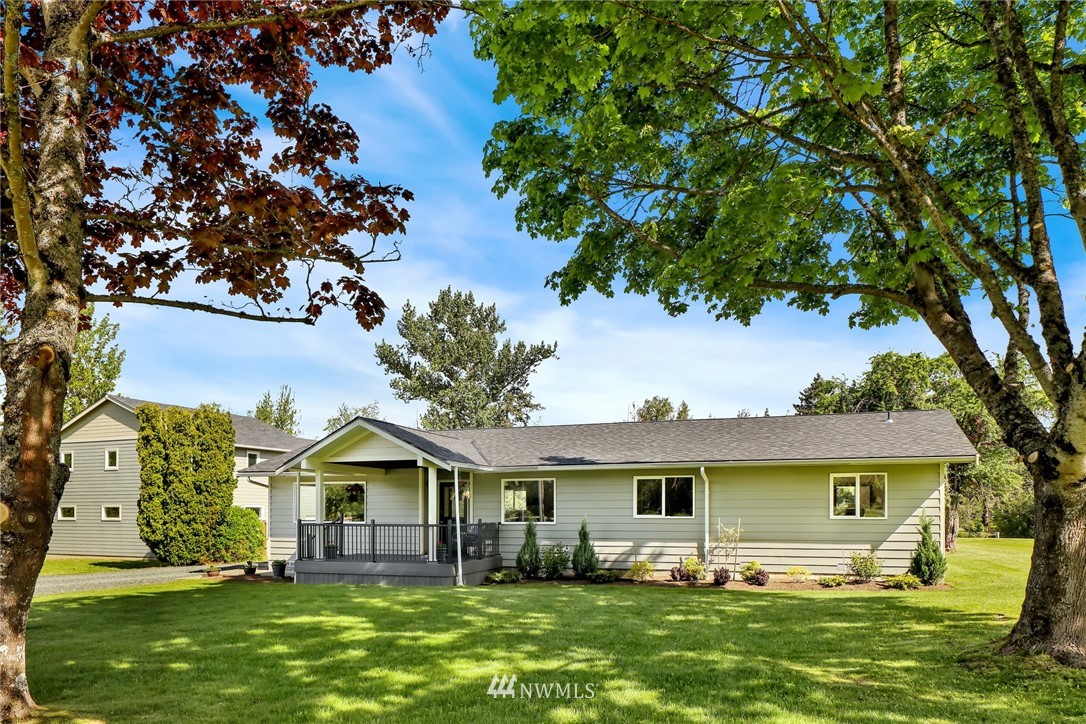 1110 East Axton Road Bellingham, WA 98226 - Photo 1 of 40