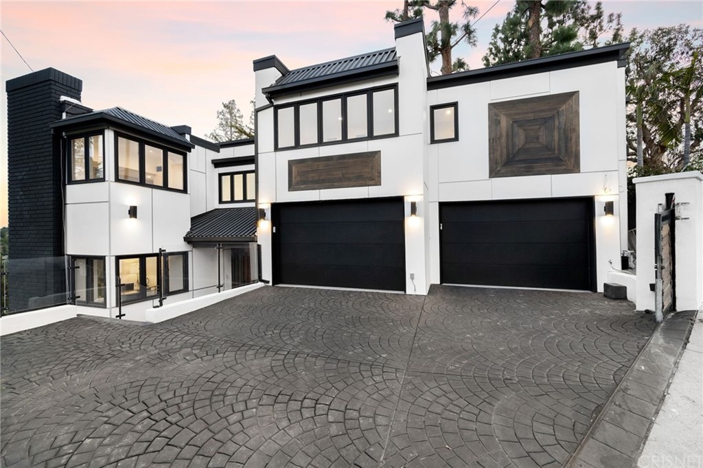 16808 Oak View Drive Encino, CA 91436 - Photo 1 of 1
