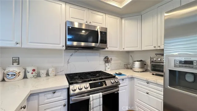 $398,000 | 306 East Thornton Avenue, Hemet, CA 92543