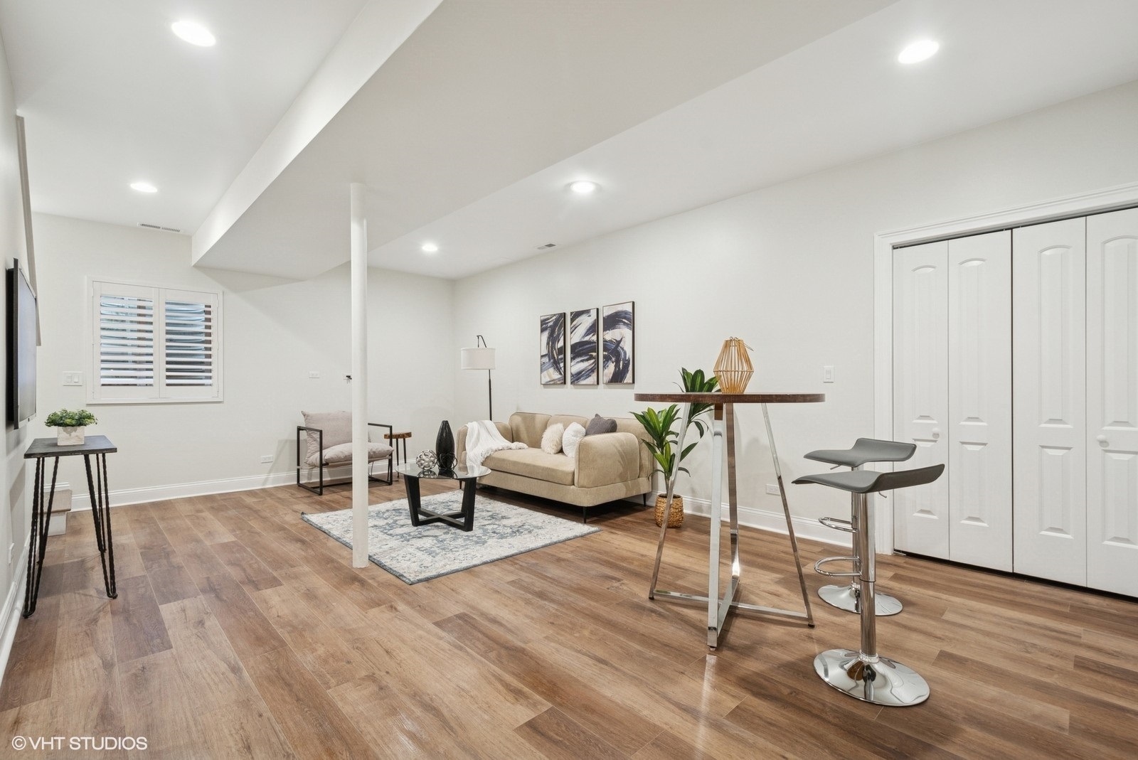 1635 Elder Lane Northfield, IL 60093 - Photo 21 of 30 a living room with furniture a window and wooden floor