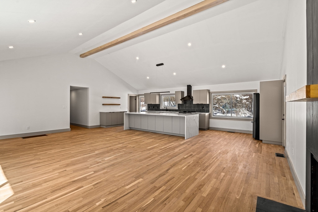 44 Foster Street Danvers, MA 01923 - Photo 16 of 42