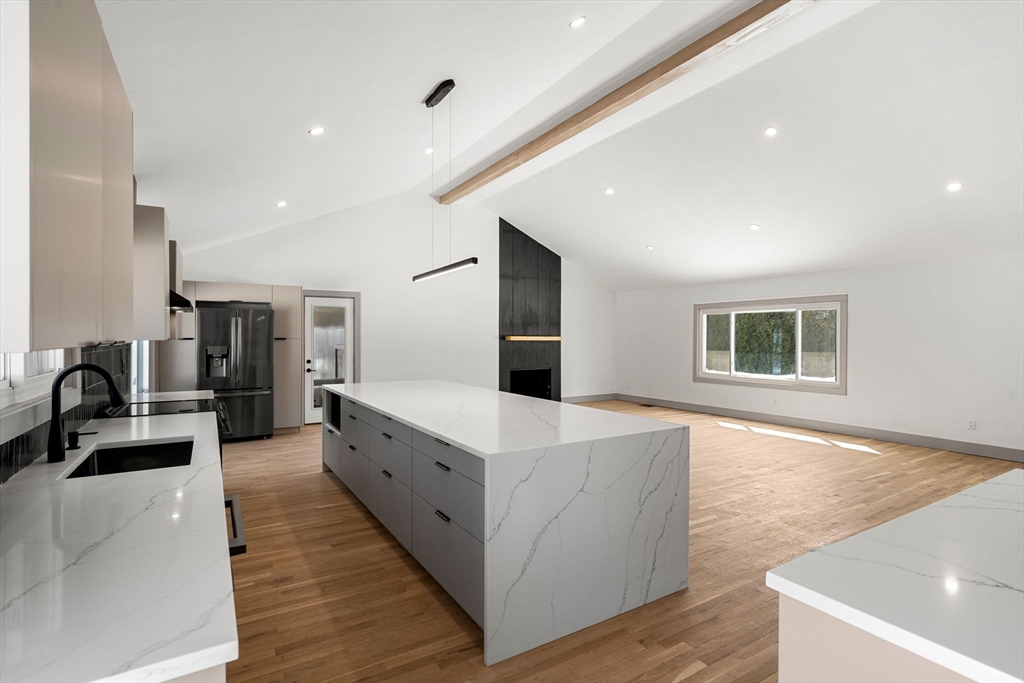 44 Foster Street Danvers, MA 01923 - Photo 2 of 42