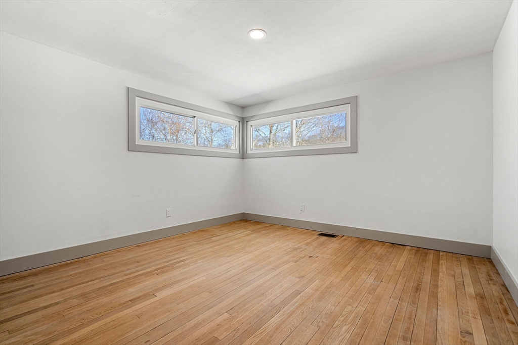 44 Foster Street Danvers, MA 01923 - Photo 25 of 42