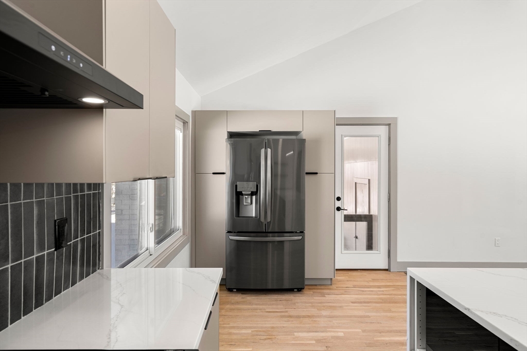 44 Foster Street Danvers, MA 01923 - Photo 9 of 42