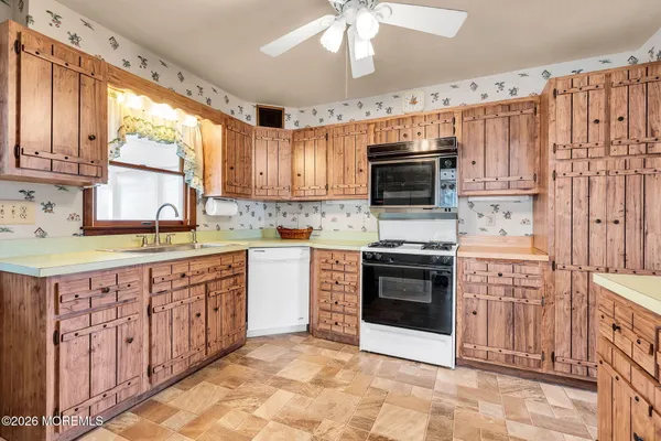 $3,200 | 501 Cable Avenue, Beachwood, NJ 08722