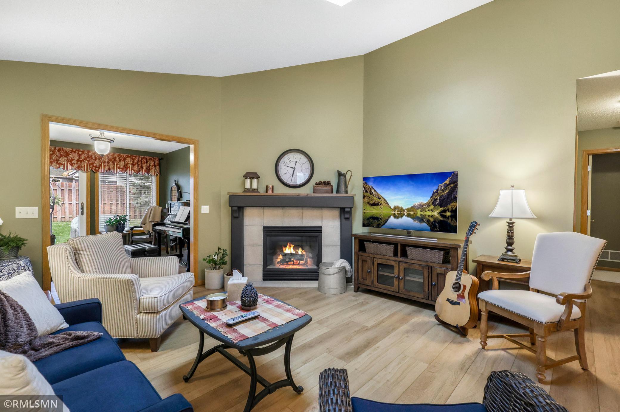 14547 Bloomfield Path Rosemount, MN 55068 - Photo 10 of 27