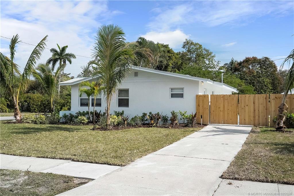 901 East Madison Avenue Stuart, FL 34996 - Photo 41 of 51