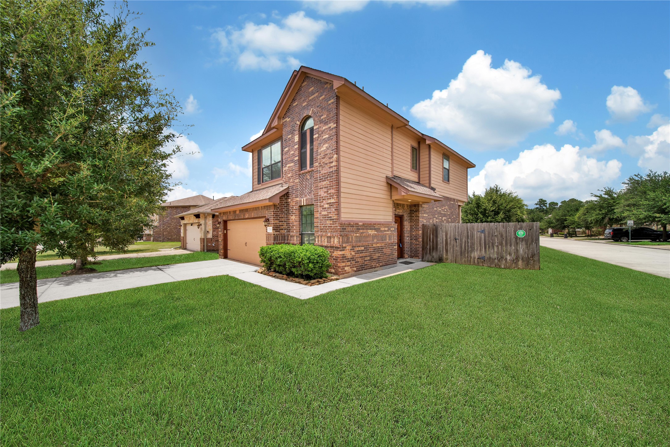 711 Aulia Lane Spring, TX 77386 - Photo 3 of 25