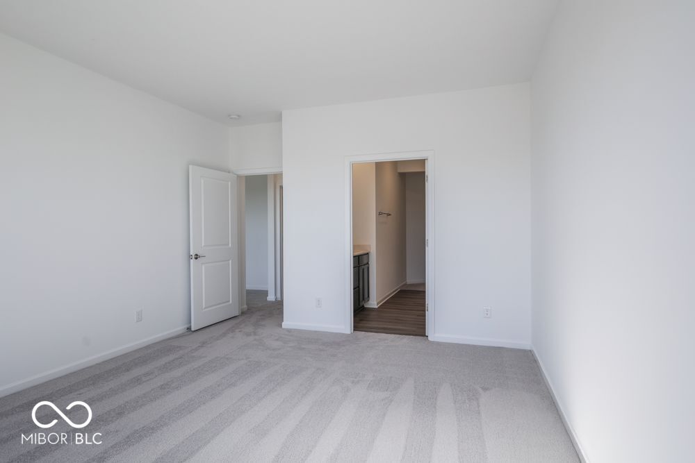 11019 Dressage Way Indianapolis, IN 46239 - Photo 18 of 48