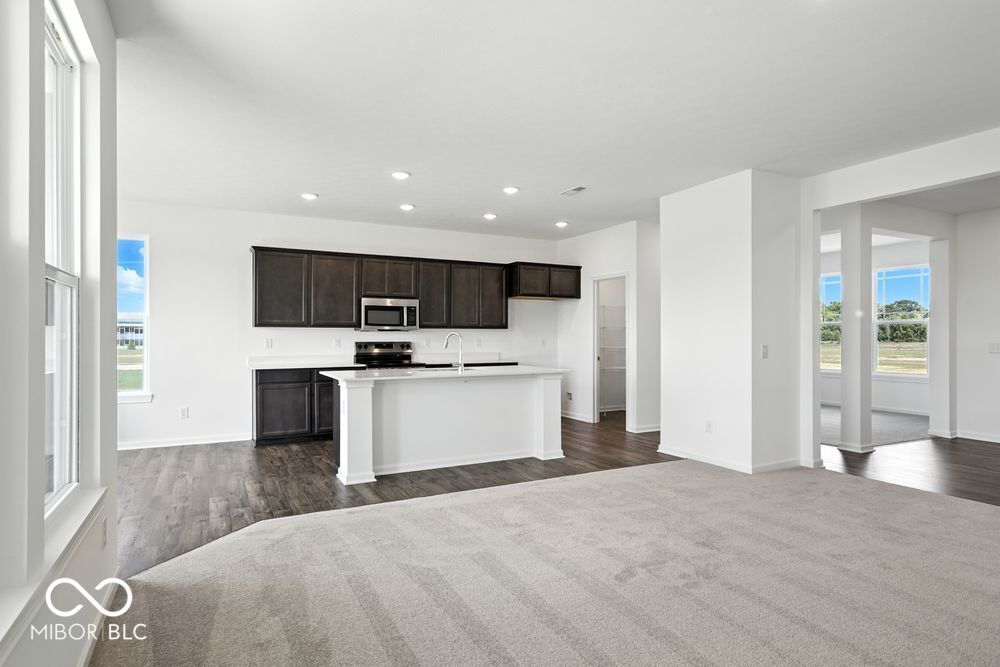 11019 Dressage Way Indianapolis, IN 46239 - Photo 4 of 48