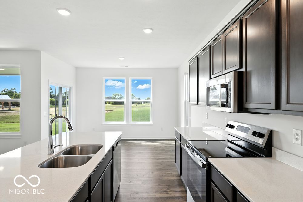 11019 Dressage Way Indianapolis, IN 46239 - Photo 10 of 48