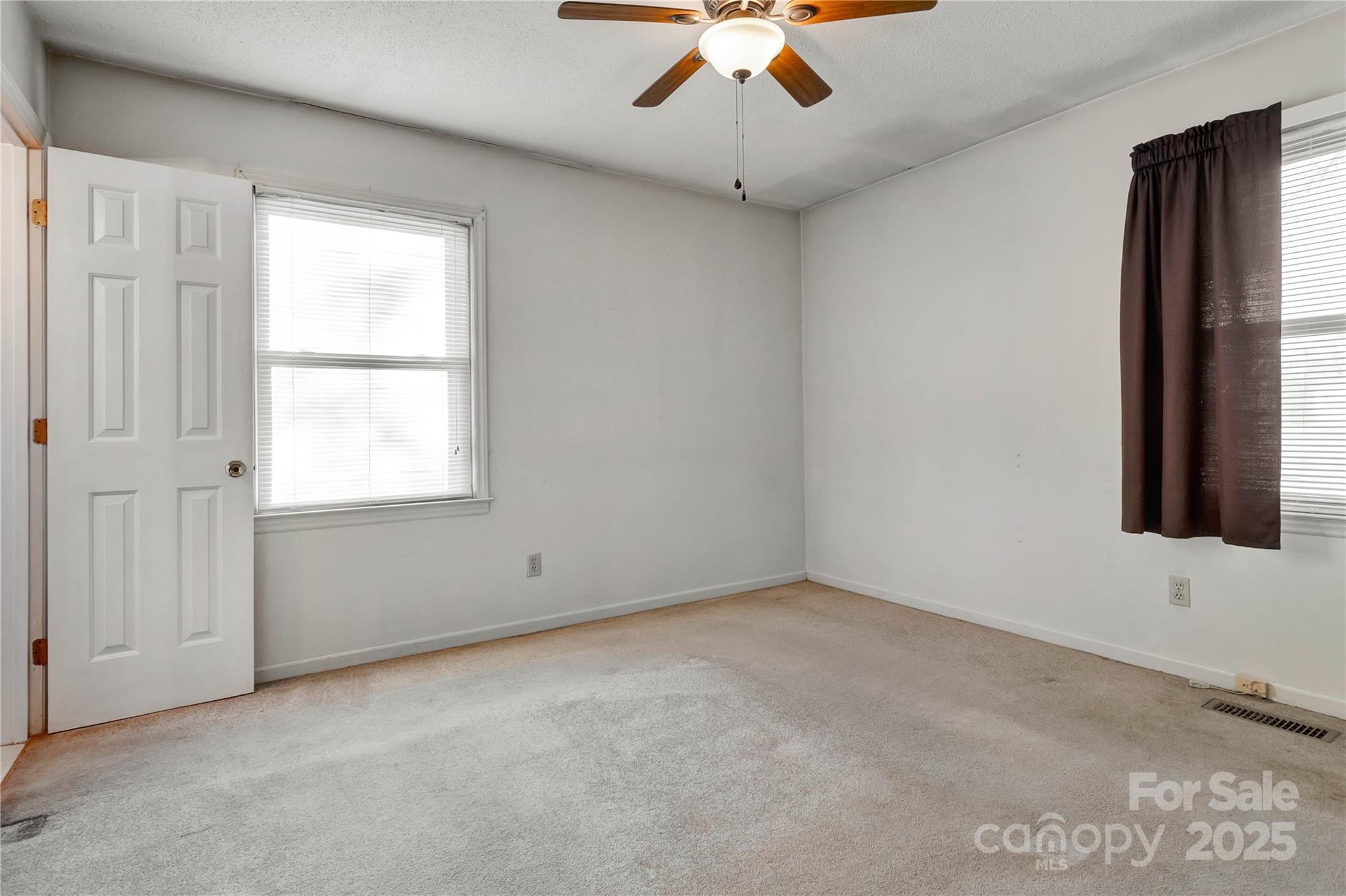 701 Robinson-Clemmer Road Dallas, NC 28034 - Photo 15 of 21 Gallery Image 15
