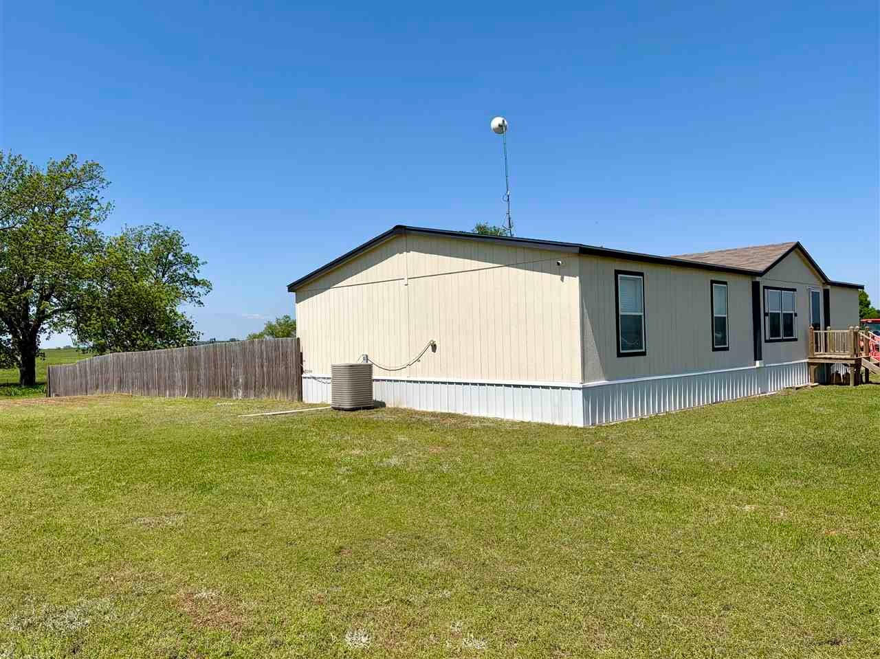 14218 South Prairie Road Perkins, OK 74059 - Photo 2 of 23 Gallery Image 2