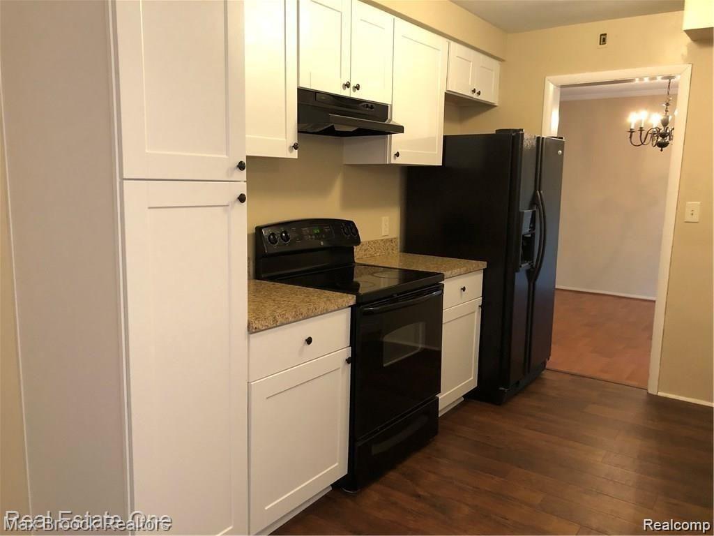 2805 Franklin Road Bloomfield Hills, MI 48302 - Photo 4 of 17 2805 Franklin 4.jpg