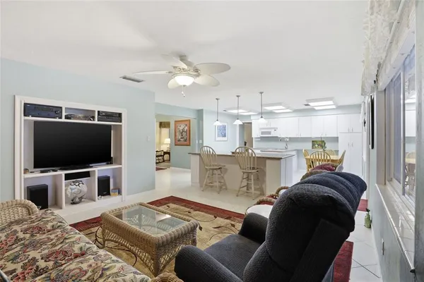 $465,000 | 2921 Northwest 30th Terrace, Gainesville, FL 32605