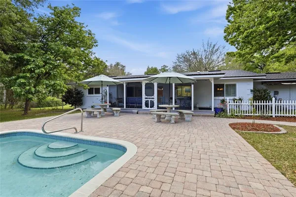 $465,000 | 2921 Northwest 30th Terrace, Gainesville, FL 32605