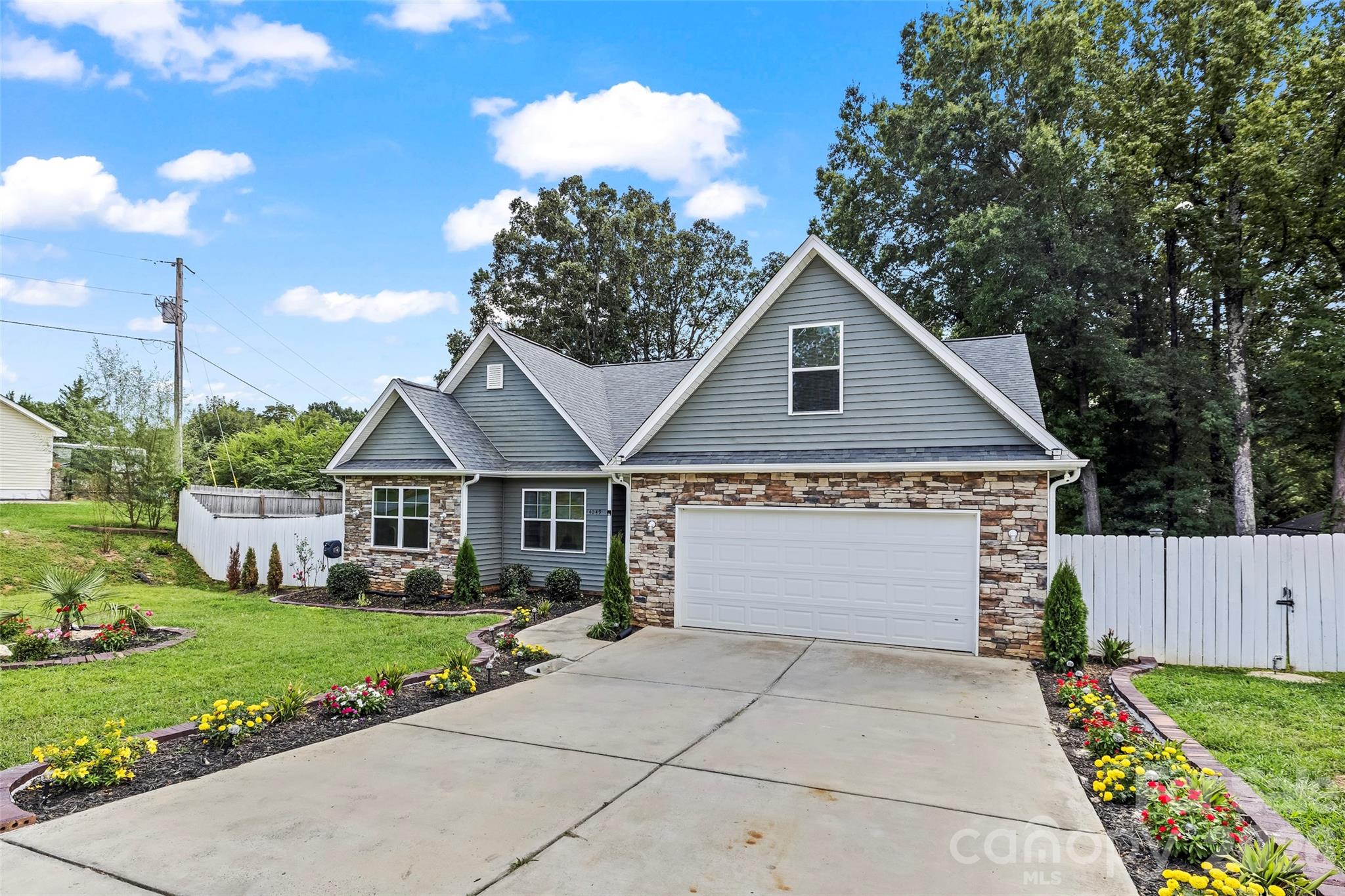4049 Fincher Road Matthews, NC 28104 - Photo 3 of 27 Gallery Image 3