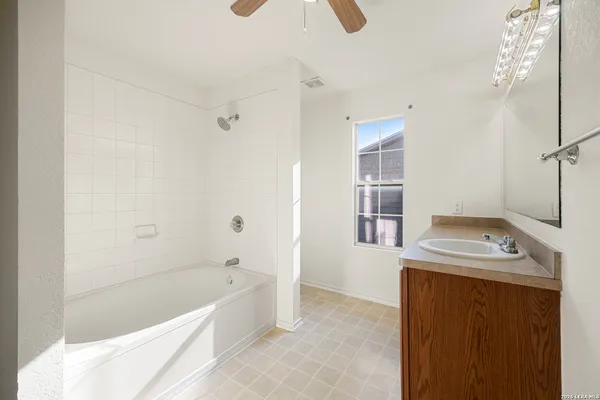 $219,998 | 5415 Burgate Farm, San Antonio, TX 78228