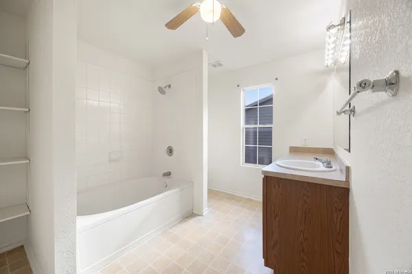 $219,998 | 5415 Burgate Farm, San Antonio, TX 78228