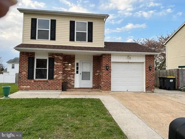 $350,000 | 8 Honeysuckle Drive, Newark, DE 19702