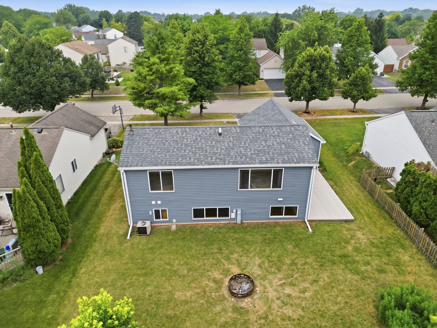 633 Indian Trail Road Antioch, IL 60002 - Photo 30 of 33 Gallery Image 30