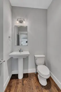 $579,000 | 702 B Waco Drive, Nashville, TN 37209