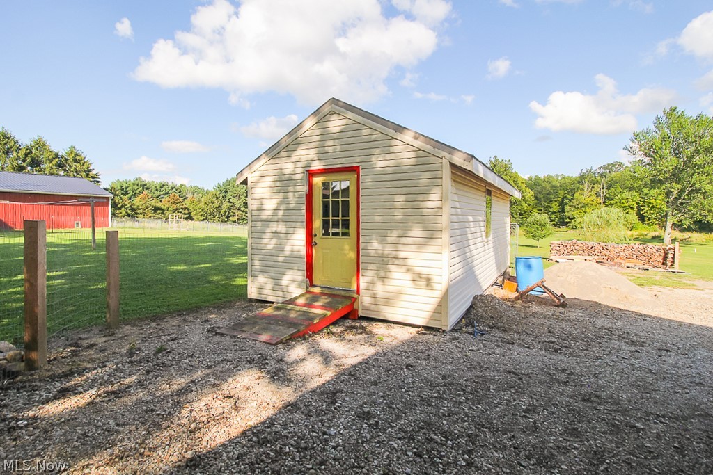 20591 Foster Road Wellington, OH 44090 - Photo 33 of 34 Gallery Image 33