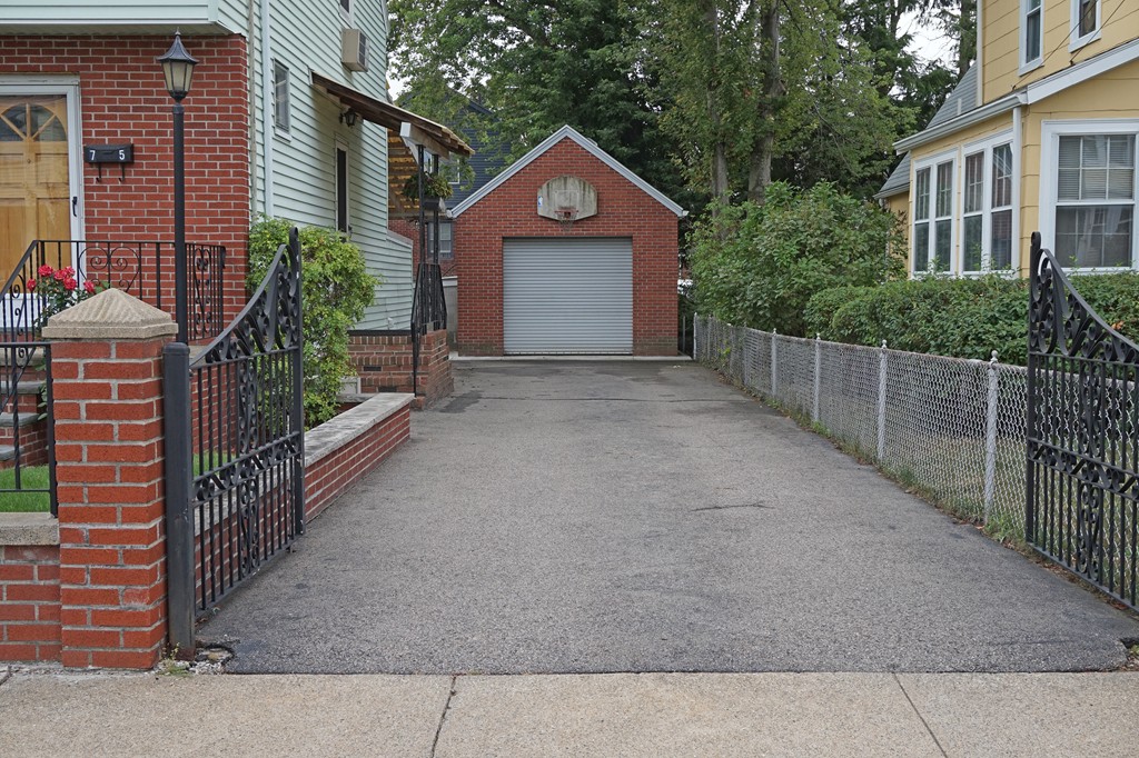 75 Tufts Street Arlington, MA 02474 - Photo 2 of 23