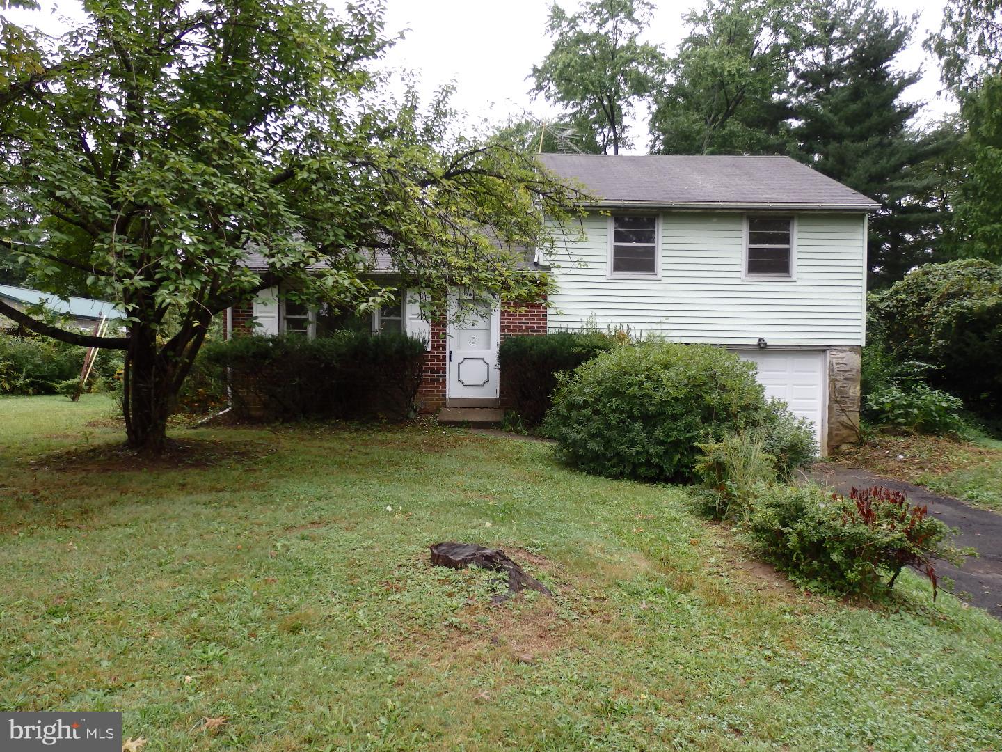66 Schoolhouse Road Chalfont, PA 18914 - Photo 1 of 19 Exterior Front