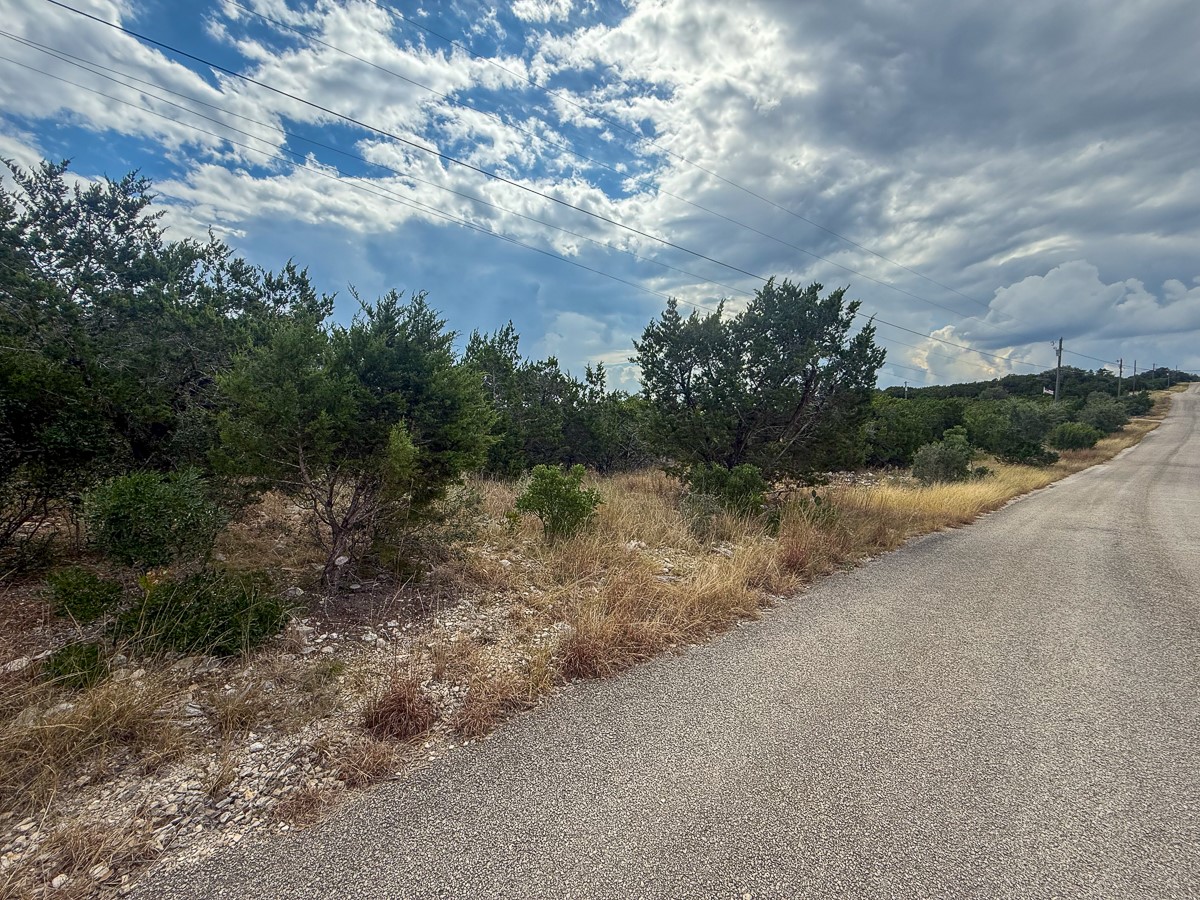 1 Timbercreek Road Pipe Creek, TX 78063 - Photo 22 of 24