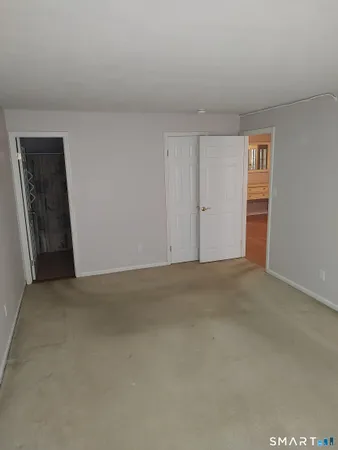 $319,900 | 1400 Hartford Turnpike, Unit 5, North Haven, CT 06473