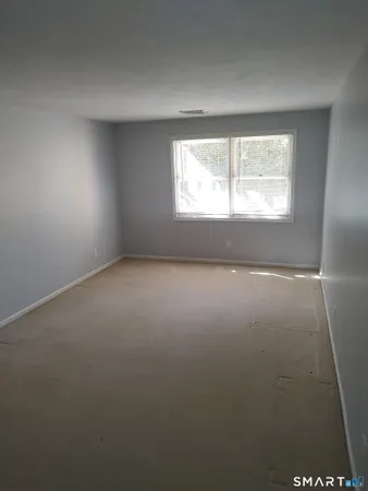 $319,900 | 1400 Hartford Turnpike, Unit 5, North Haven, CT 06473