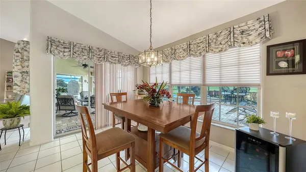 $580,000 | 552 Westmount Lane, Venice, FL 34293