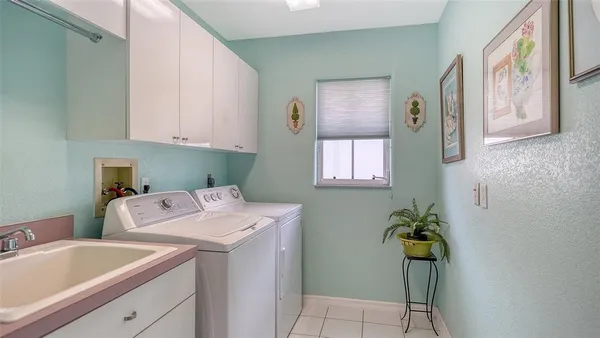 $580,000 | 552 Westmount Lane, Venice, FL 34293