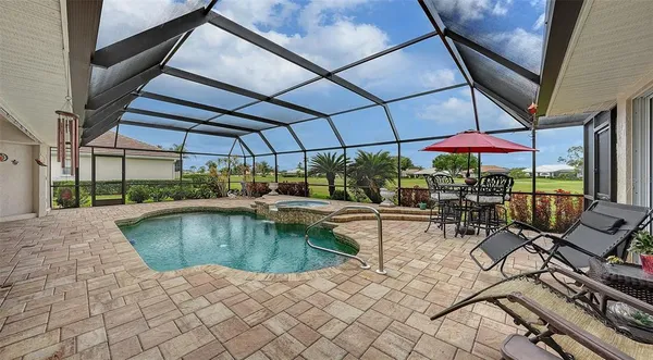 $580,000 | 552 Westmount Lane, Venice, FL 34293