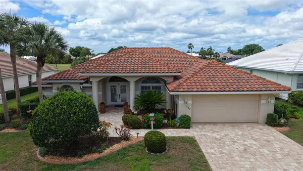 $580,000 | 552 Westmount Lane, Venice, FL 34293