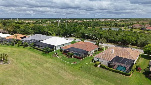 $580,000 | 552 Westmount Lane, Venice, FL 34293