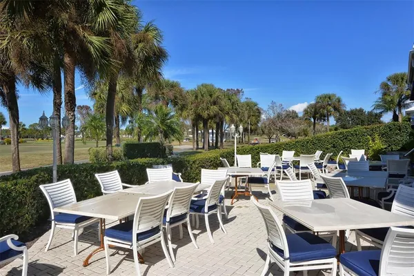 $580,000 | 552 Westmount Lane, Venice, FL 34293