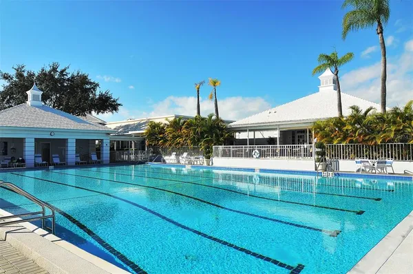 $580,000 | 552 Westmount Lane, Venice, FL 34293
